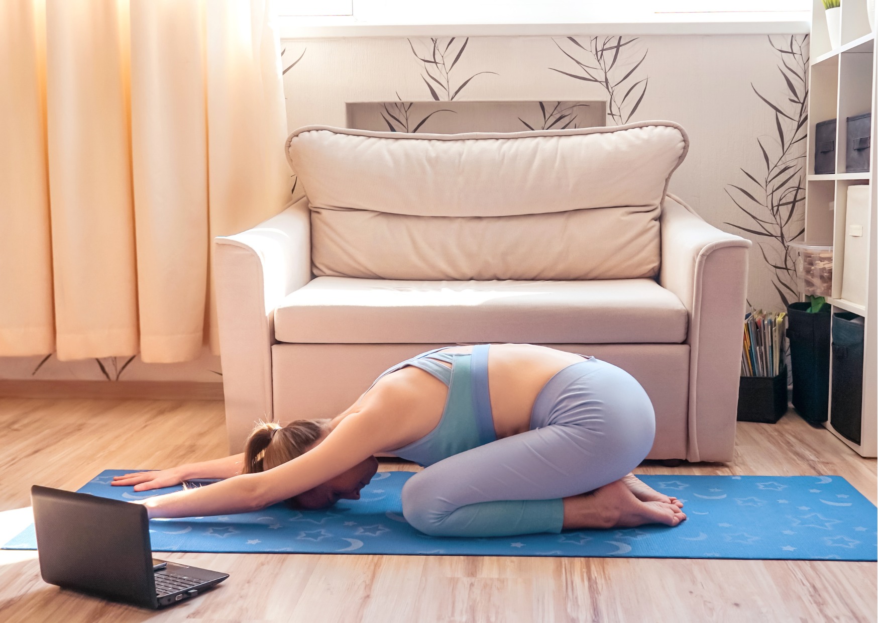 online joga, kurz jogy, joga pre začiatočníkov, online kurz jogy, spoznaj jogu